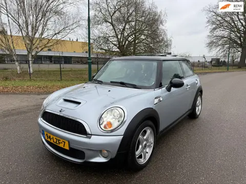Mini Mini 1.6 Cooper S Chili AUTOMAAT/CAMERA/NAVI/LEDER