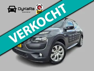 Citroen C4 Cactus 1.2 PureTech Shine Automaat Navi, Camera, Trekhaak, Stoelverwarming