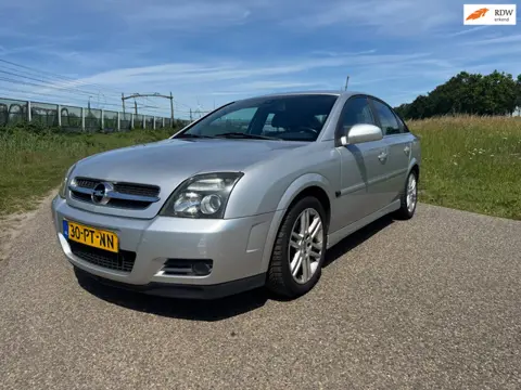 Opel Vectra GTS 2.2-16V Elegance | Climate | Cruise | Luxe uitvoering