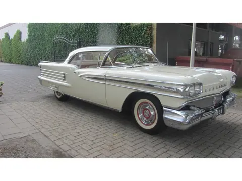 Oldsmobile Super 88 Hardtop Coupe zeer mooie Auto 37.379 mijl Rocket motor 1958