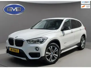 BMW X1 XDrive20i 192 pk AUTOMAAT High Executive, sport leder, achteruitrijcamera, vele opties, parel