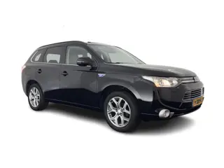 Mitsubishi Outlander 2.0 PHEV Instyle *AUT | PANO | 4WD | CRUISE | FULL-LEATHER | XENON | NAVI-FULLM