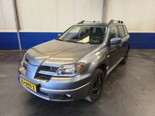 Mitsubishi Outlander 2.4 Sport 4WD