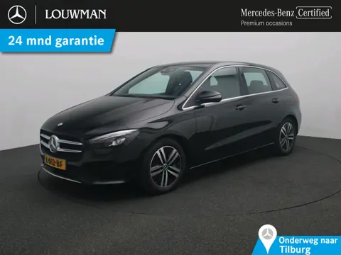 Mercedes-Benz B-Klasse 180 Business Solution Luxury Trekhaak | Parkeerpakket met achteruitrijcamera 