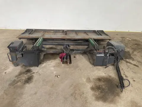 AMA 20 KK 2000 KG AMA 20 KK - Laadklep - 2000 Kg laad capaciteit - Oplegger - Taillift PM3118