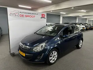 Opel Corsa 1.2-16V BlitZ volledig dealer onderhouden met Climat Control, electrische ramen en spiege