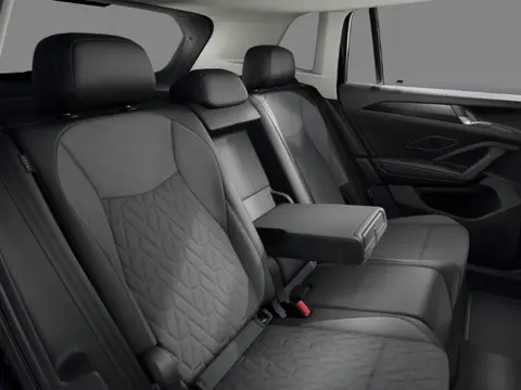 Volkswagen Tiguan Limited Edition 1.5 eHybrid 204 PK 6 versn. DSG · Design Pakket Dark · Trekhaak in