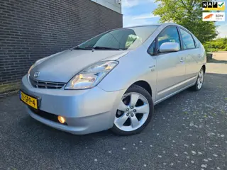 Toyota Prius 1.5 VVT-i Tech Edition GARANTIE