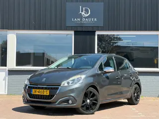 Peugeot 208 1.2 PureTech Allure / Automaat / Leder / Pano !