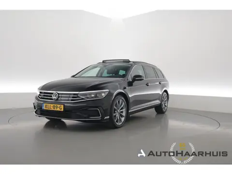 Volkswagen Passat Variant 1.4 TSI PHEV GTE Business | Pano | HUD | Leder | Elek. Trekhaak | Camera |