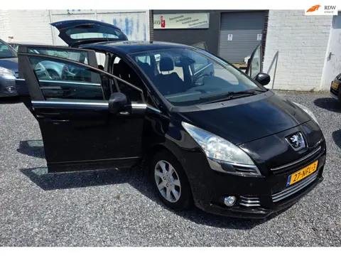Peugeot 5008 1.6 VTi ST 7personen nwe apk netjes