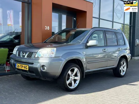 Nissan X-Trail 2.0 4x4|Pano|Leer|Airco|Parrot|Trekhaak|NAP