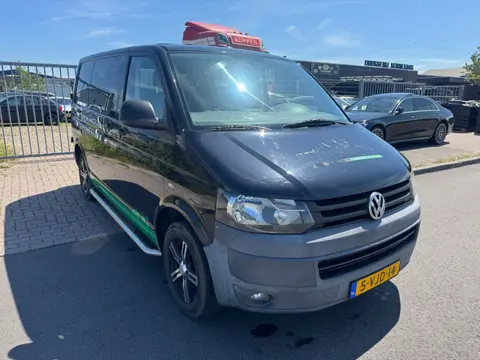 Volkswagen Transporter 2.0 TDI L1H1 6 PERSON AIRCO