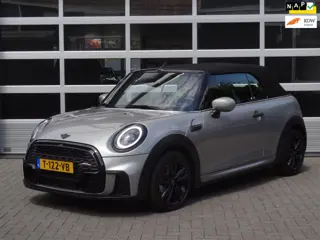 Mini Cabrio 1.5 Cooper Seaside Edition met JCW pakket, 1e eigenaar