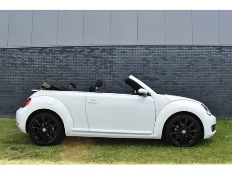 Volkswagen Beetle Cabriolet 1.2 TSI Design BlueMotion Cabrio Mooie velgen