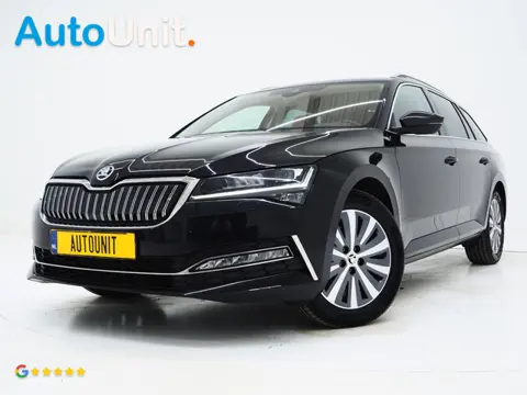 Škoda Superb Combi 1.4 TSI iV 218PK | Leder/Alcantara | Trekhaak | Memory | Virtual | Adaptive Cruis