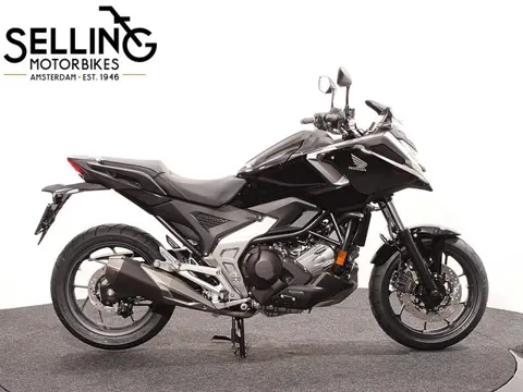 Honda NC 750 X DCT Eco Black R (bj 2025)