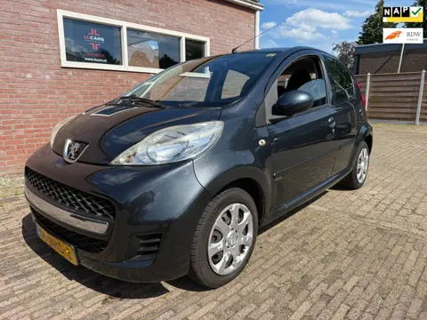 Peugeot 107 1.0-12V Airco APK 18-6-2027 CD aux 5 drs