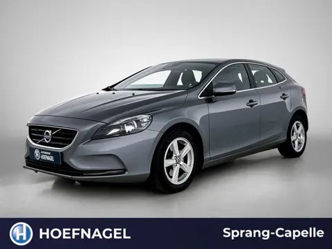 Volvo V40 2.0 T2 Momentum