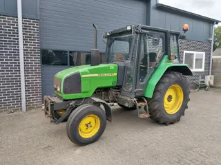 John Deere 3100