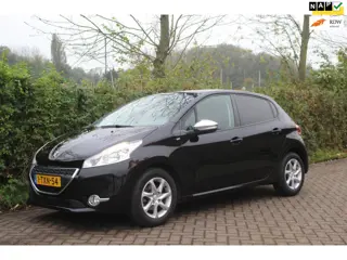 Peugeot 208 1.2 VTi Style *Dist VV !! *2e Eig ! *MultiMedia
