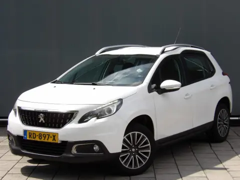 Peugeot 2008 BWJ 2017 | 1.2T 111PK Blue Lion | TREKHAAK | NAVI | CRUISE | AIRCO | CARPLAY |