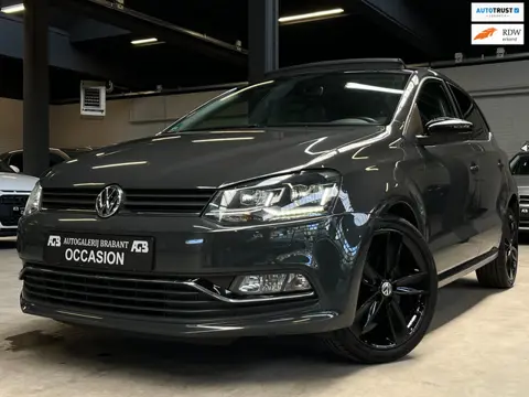 Volkswagen Polo 1.2 TSI Highline pano/Led/Navi