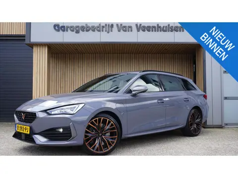 CUPRA Leon Sportstourer 1.4 e-Hybrid 245pk VZ Copper Edition Pano.Dak 19inch LM  *Black Pack* Virtua