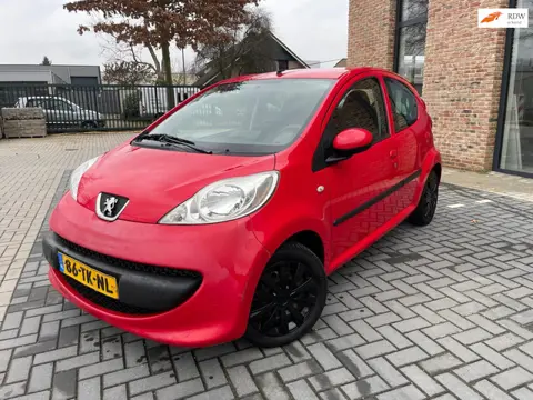 Peugeot 107 1.0-12V XS