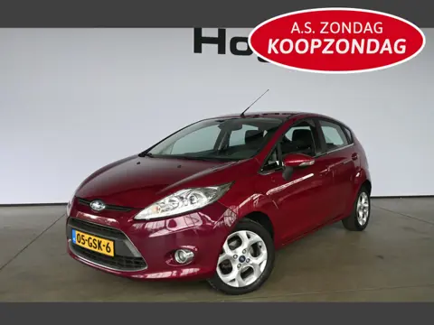 Ford Fiesta 1.25 Titanium 5-deurs Clima Cruise control Licht metaal Trekhaak Inruil mogelijk