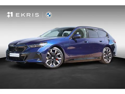 BMW 5-serie Touring 530e M Sport Edition M Sportpakket Pro | Comfort Access | Trekhaak | panoramadak