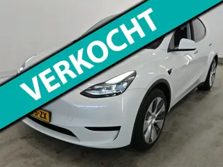 Tesla Model Y RWD 58 kWh 299pk | SOH 92,6% | Black Interior | Pearl White Multi-Coat | 19" | Incl. 2