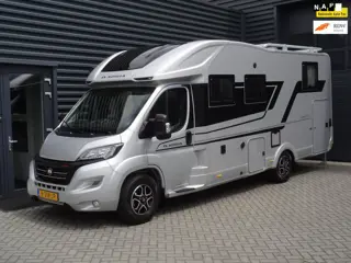 Adria CORAL 670DL Supreme 160pk Automaat, 1e eigenaar origineel Nederlandse camper