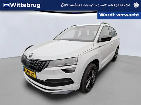 Škoda Karoq 1.5 TSI ACT Sportline Business DSG Automaat / Panorama schuifdak / Camera / LM 19'' / LE