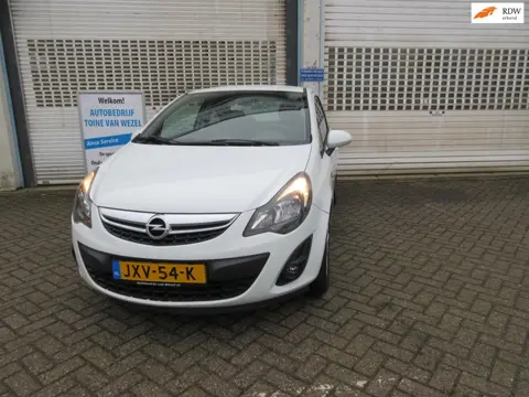 Opel CORSA 1.2-16V Anniversary Edition airco cruise navi