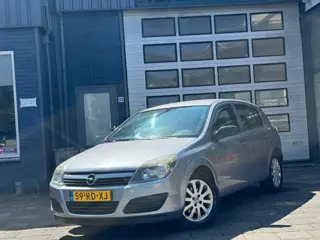 Opel Astra 1.6 Essentia | Airco | Navi | Cruise | 5-DRS