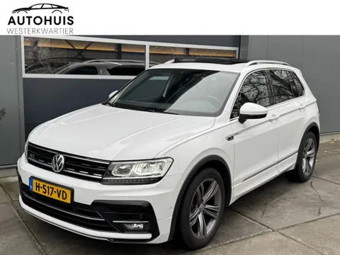 Volkswagen Tiguan 1.5 TSI 130pk H6 Comfortline Business R-line Panoramadak Trekhaak Massage Stoel St