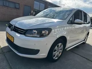 Volkswagen Touran 2.0 TDI BlueMotion DSG 2015 APK 2027 Eerste eigenaar