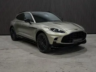Aston Martin DBX 4.0 V8 707 / Fabrieksgarantie tot 26.10.2026 / Matt groen / 360 Camera / Carbon del