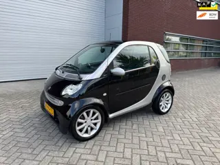 Smart Fortwo coupé 0.7 passion Airco Cruise Pano Nap