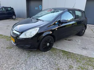 Opel Corsa 1.4-16V Business met airco