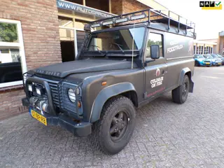 Land Rover Defender 2.5 Td5 HT 110" Robuuste FoodTruck