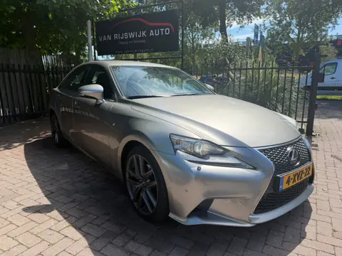 Lexus IS 300h F Sport Edition Xenon Leder Camera Cruise-con