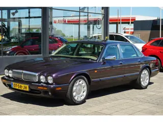 Jaguar XJR Daimler Super V8 SWB 1/76