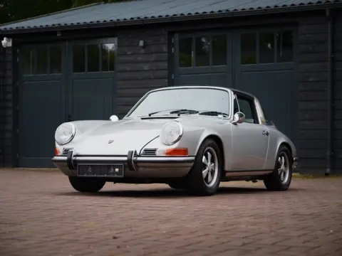 PORSCHE 911 Targa Â 2.4L Â Silver Metallic Â Fully Rebuilt Engine and Gearbox
