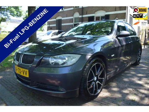 BMW 3-serie 325i High Executive LPG-G3 UNIEK