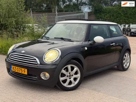 Mini 3-Deurs 1.6 Cooper Airco Cruise Pano Xenon
