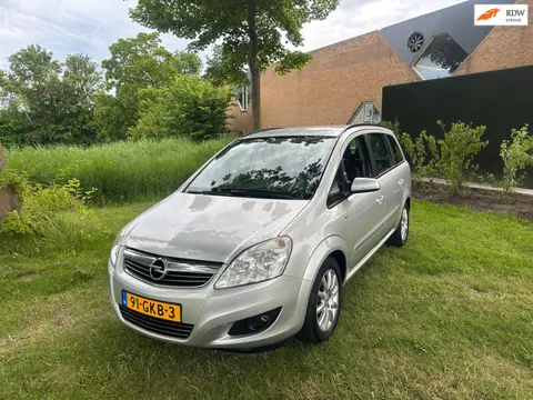 Opel Zafira 2.2 Cosmo Airco Sport Cruise 126DKM NAP!