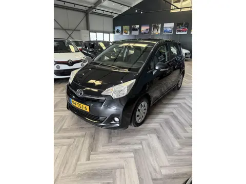 Toyota Verso-S 1.3 VVT-i Aspiration