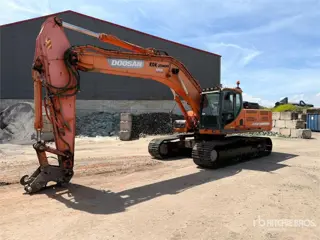 Doosan DX340LC-3 (bj 2014)